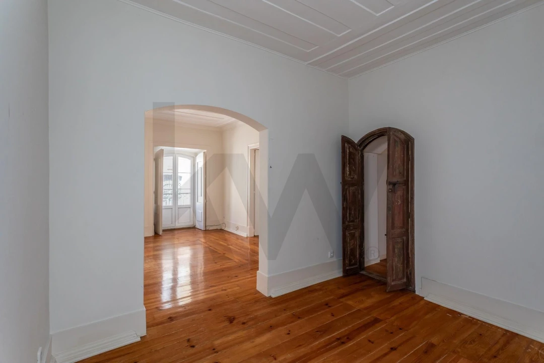 Apartamento T3 para Venda em Campo de Ourique Foto 7