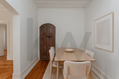 Apartamento T3 para Venda em Campo de Ourique