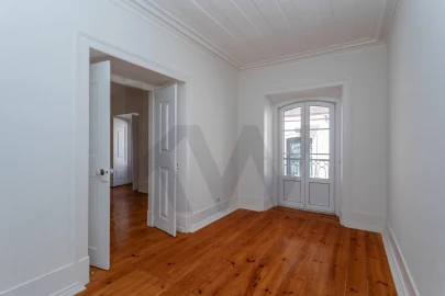 Apartamento T3 para Venda em Campo de Ourique