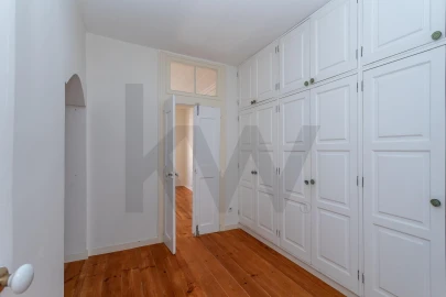 Apartamento T3 para Venda em Campo de Ourique