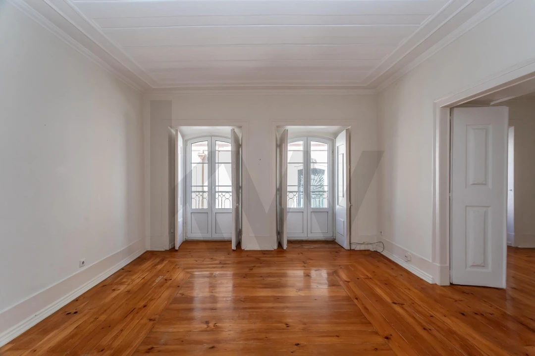 Apartamento T3 para Venda em Campo de Ourique Foto 2