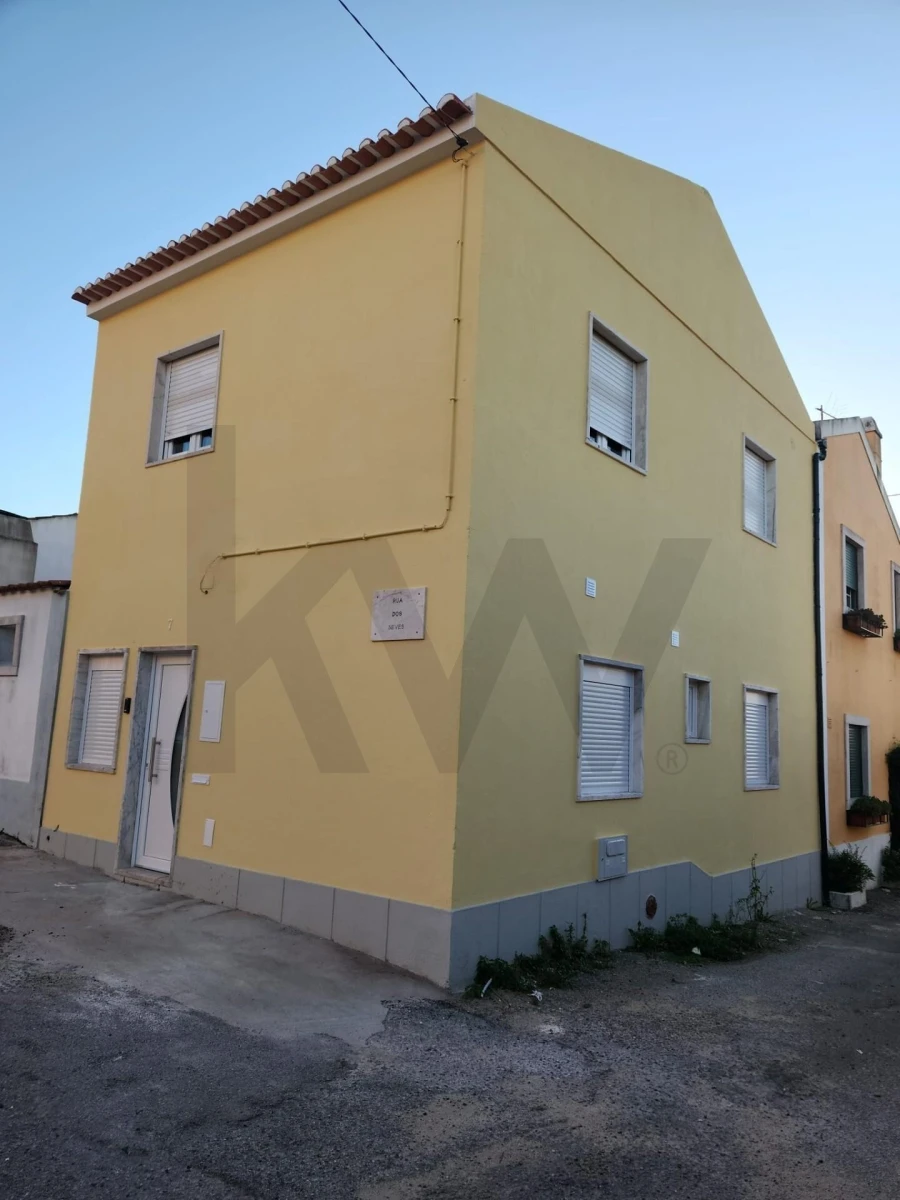 Moradia T2 para Venda em Azeitão (São Lourenço e São Simão)