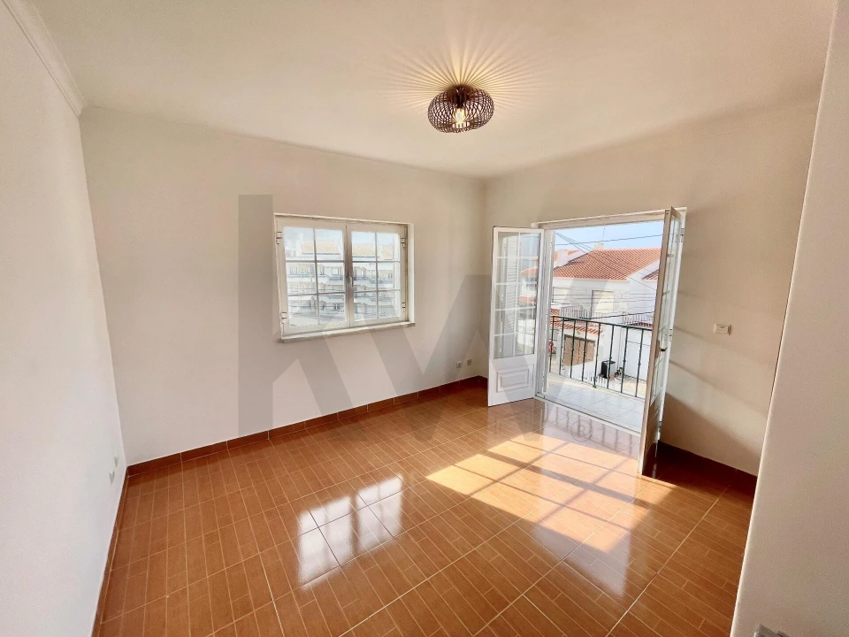 Moradia T4 para Arrendamento em Ericeira Foto 9