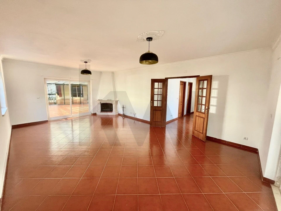 Moradia T4 para Arrendamento em Ericeira Foto 17