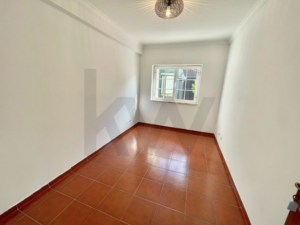 Moradia T4 para Arrendamento em Ericeira Foto 13