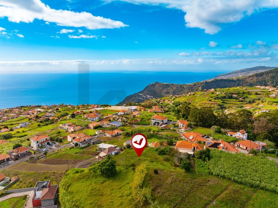 Terreno para Venda em Canhas Foto 14