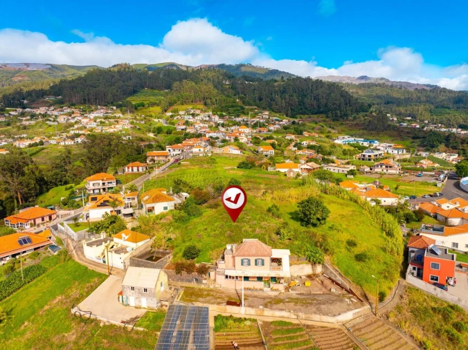 Terreno para Venda em Canhas Foto 11