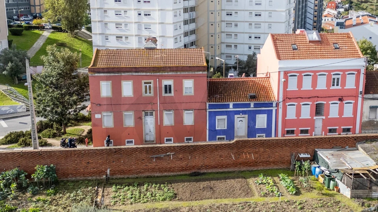 Prédio para Venda em Marvila Foto 3