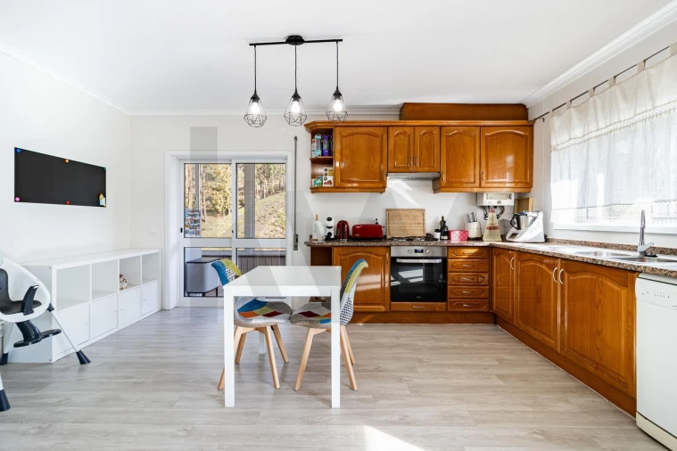 Apartamento T3 para Venda em Macieira de Sarnes Foto 4