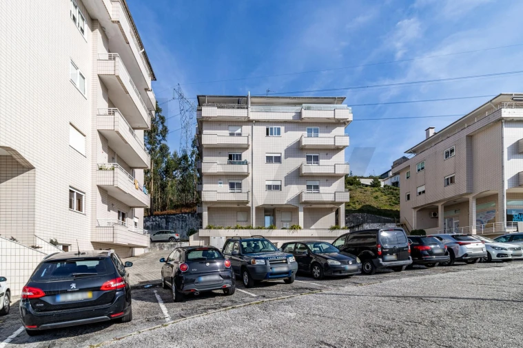 Apartamento T3 para Venda em Macieira de Sarnes Foto 30