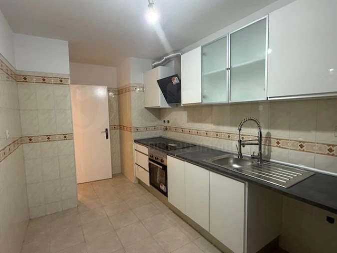 Apartamento T2 para Venda em Algueirão-Mem Martins Foto 1