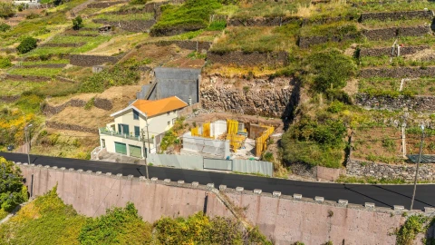 Terreno para Venda em Camara de Lobos