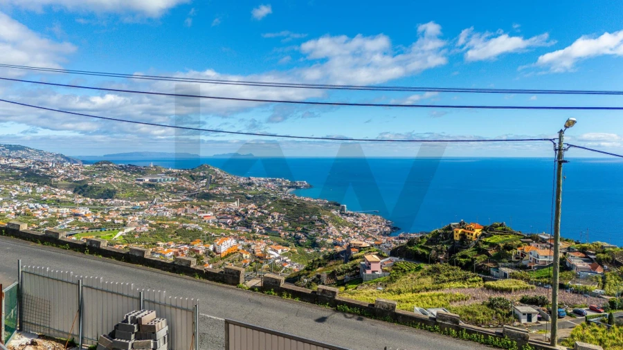 Terreno para Venda em Camara de Lobos Foto 29