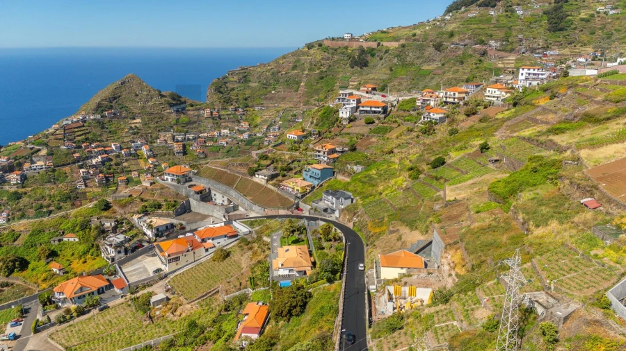Terreno para Venda em Camara de Lobos Foto 53