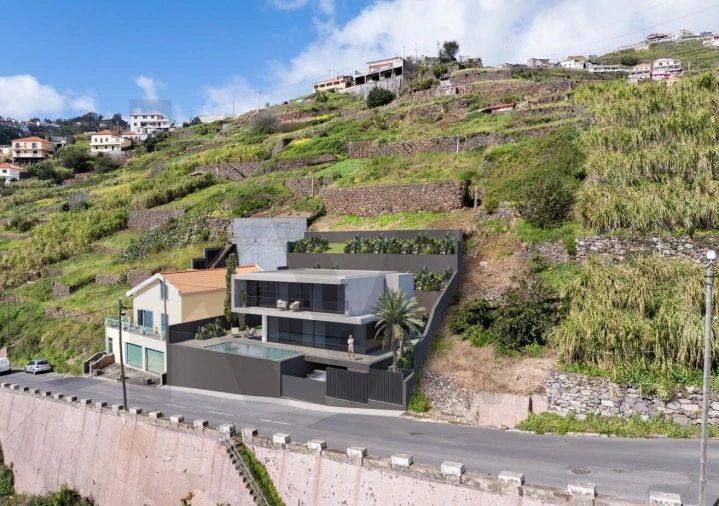 Terreno para Venda em Camara de Lobos Foto 13