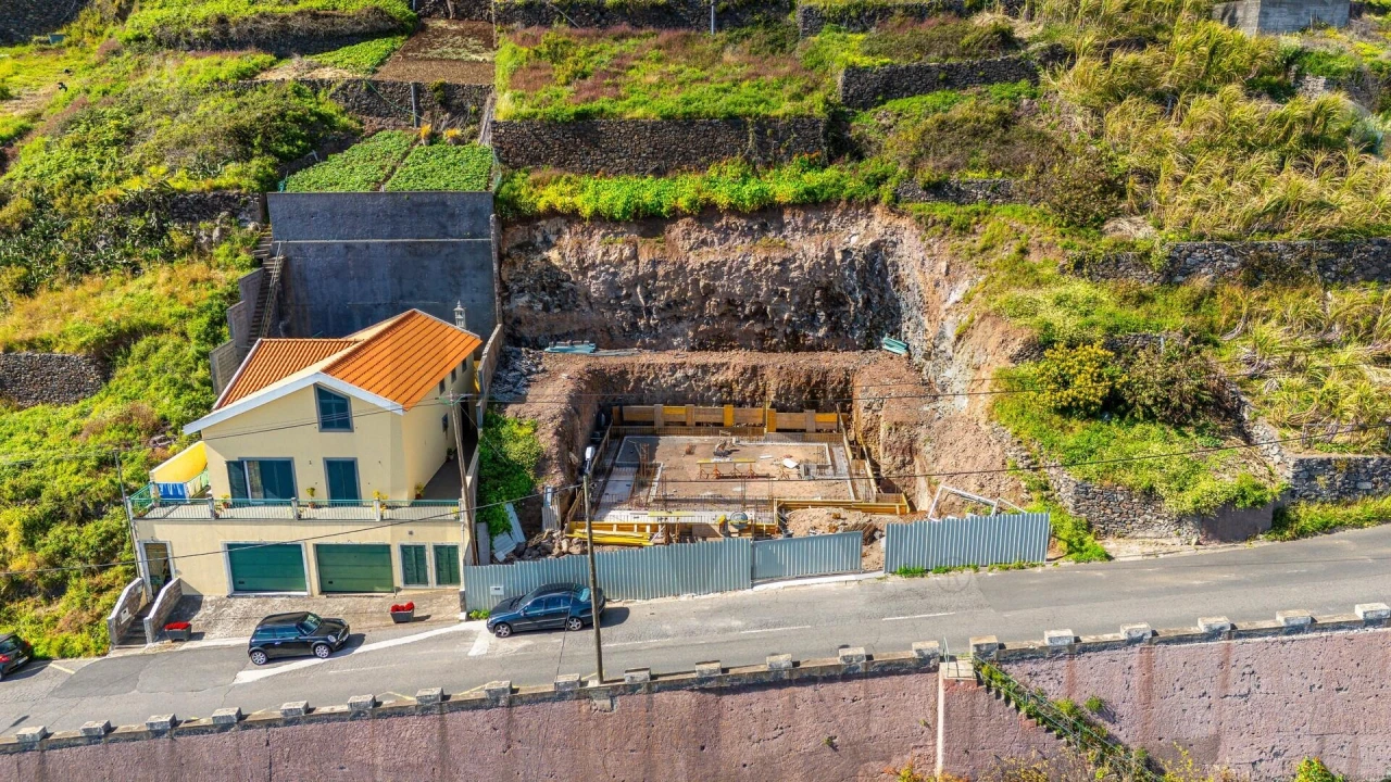 Terreno para Venda em Camara de Lobos Foto 28