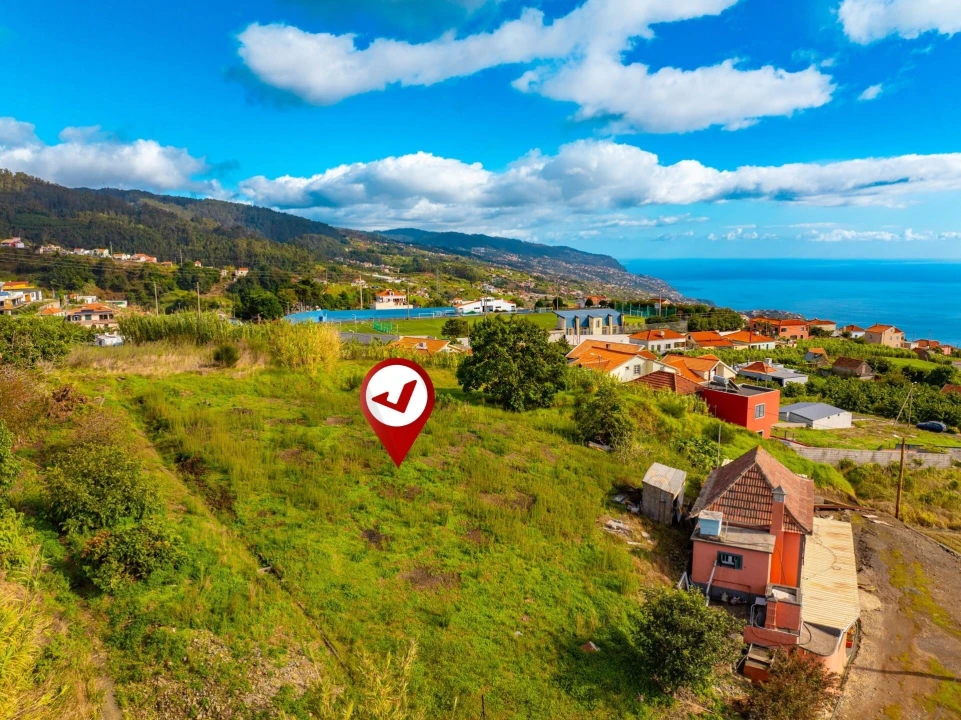 Terreno para Venda em Canhas Foto 7