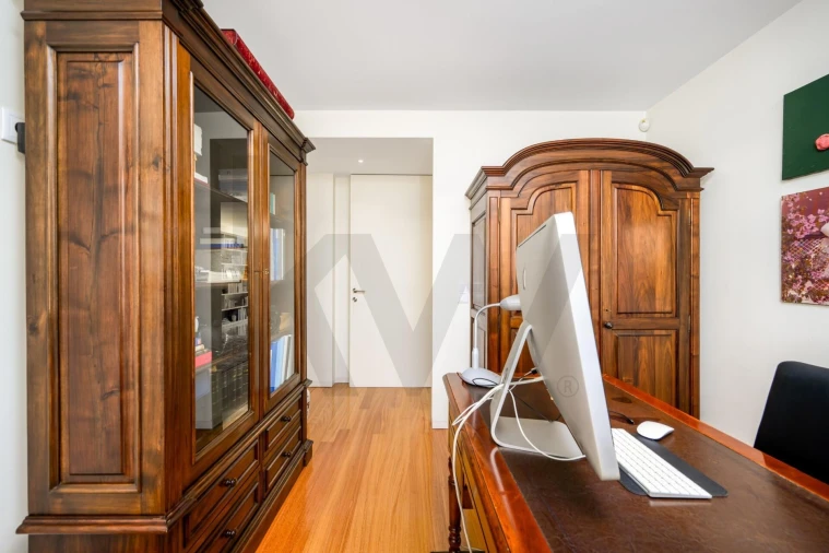 Moradia T4 para Venda em Arcozelo Foto 17