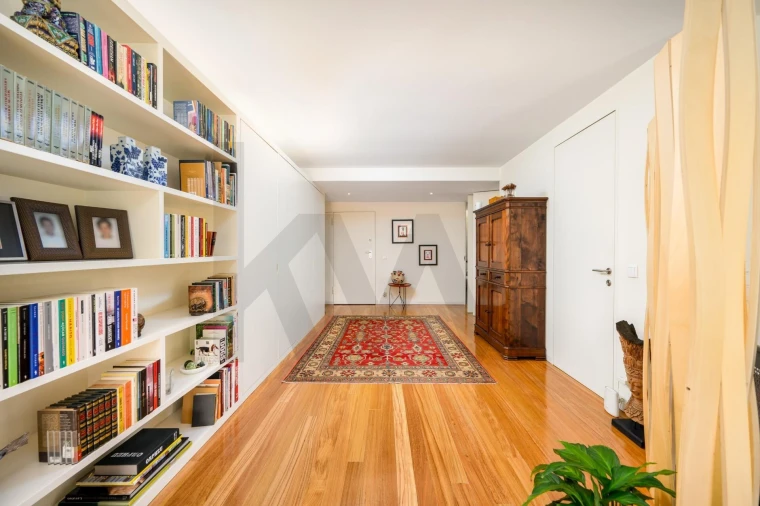 Moradia T4 para Venda em Arcozelo Foto 19