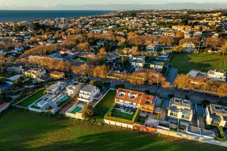 Moradia T4 para Venda em Arcozelo Foto 47