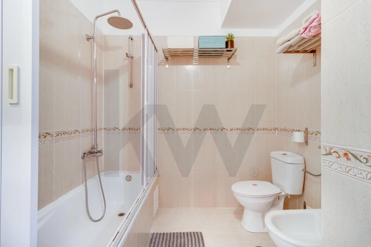 Apartamento T2 para Venda em Queluz e Belas Foto 12