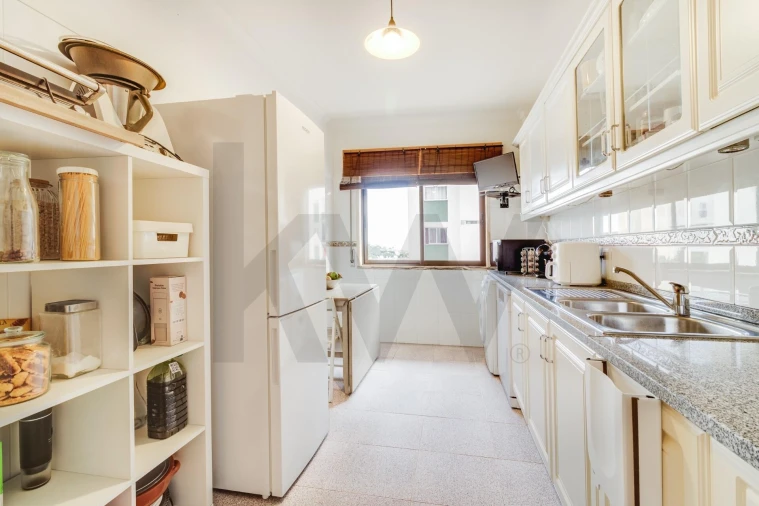 Apartamento T2 para Venda em Queluz e Belas Foto 7