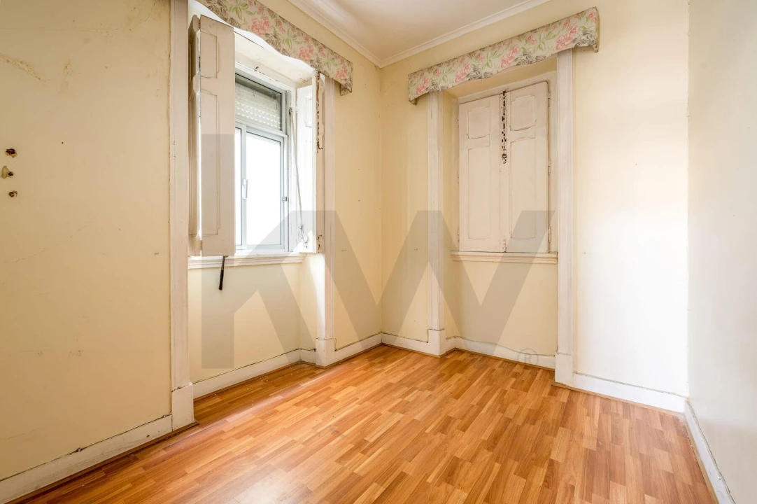 Moradia T4 para Venda em Marvila Foto 9