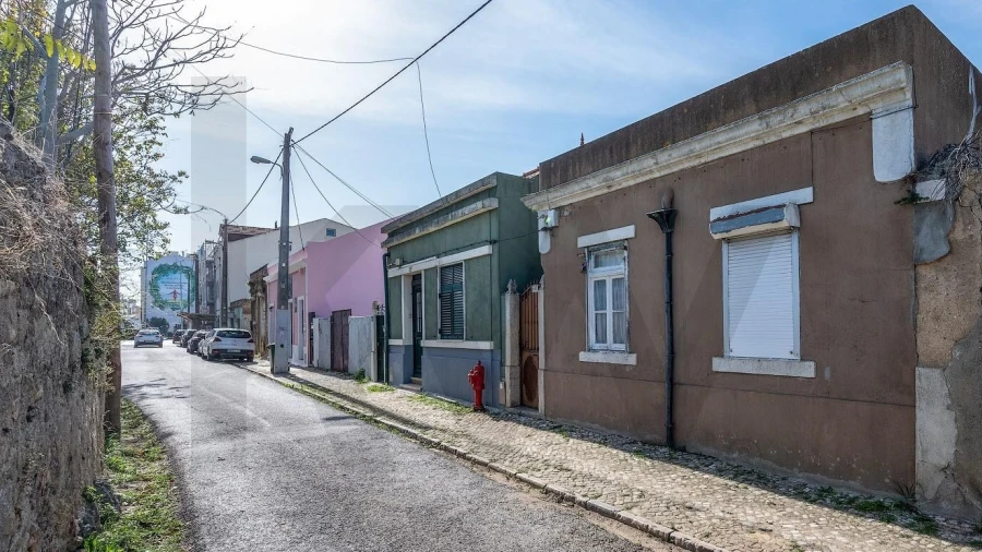 Moradia T4 para Venda em Marvila