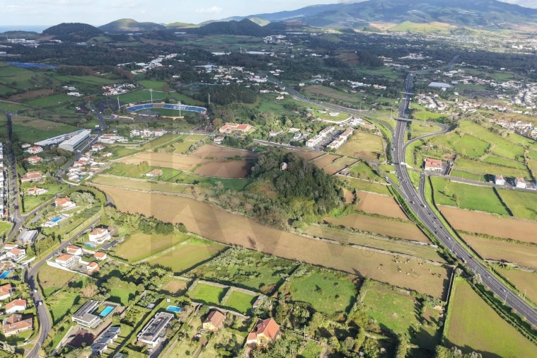 Terreno para Venda em Rosto do Cão (São Roque) Foto 3