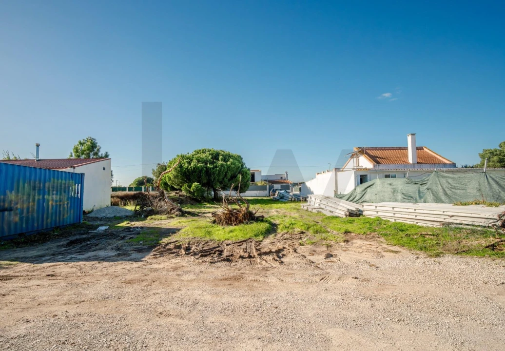 Terreno para Venda em Quinta do Anjo Foto 1