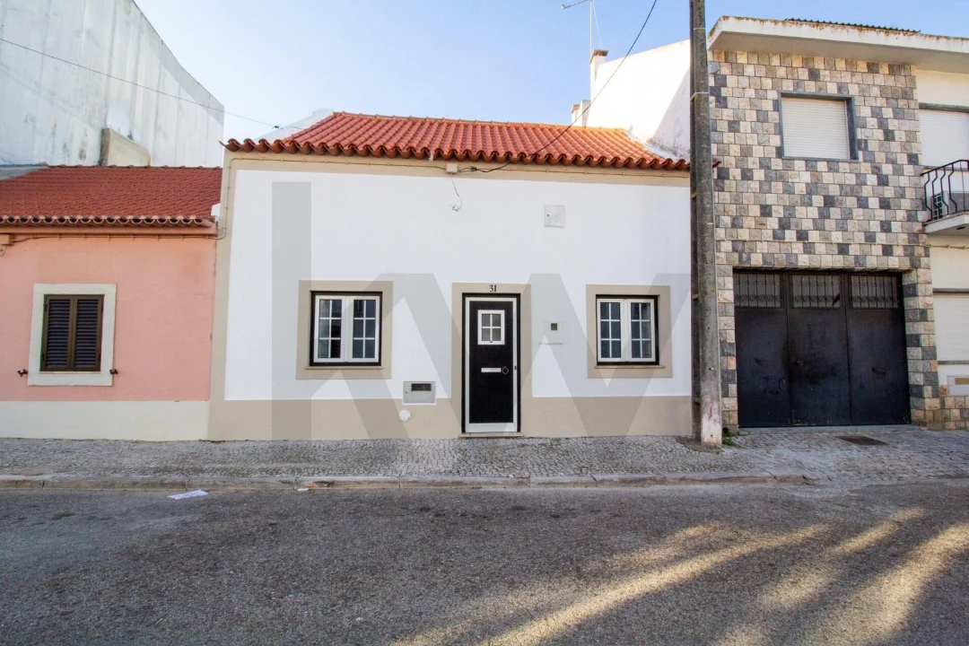 Moradia T2 para Venda em Almeirim Foto 1