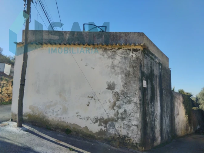 Armazém para Venda em Carvoeira e Carmões Foto 5