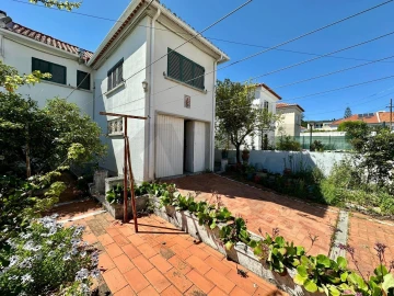 Moradia T4 para Venda em Belém
