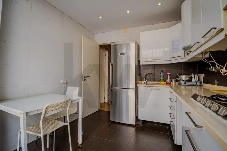 Apartamento T2 para Venda em Algueirão-Mem Martins Foto 11