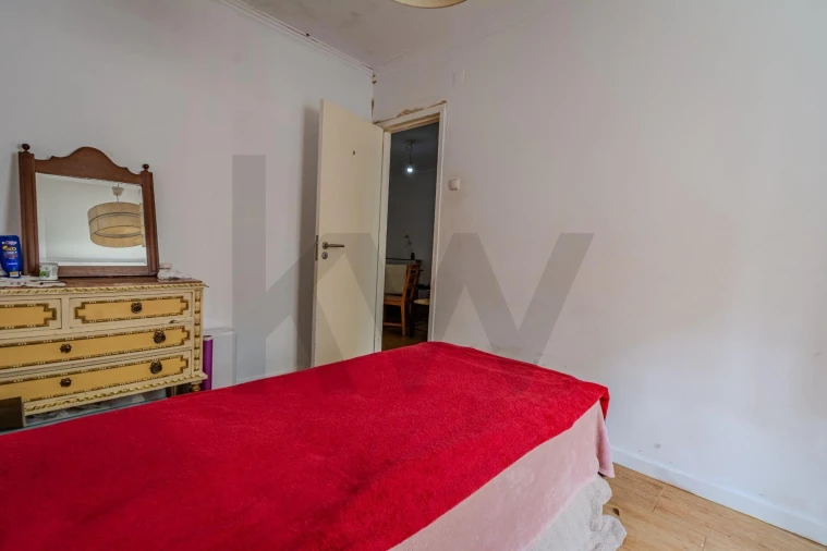 Apartamento T2 para Venda em Algueirão-Mem Martins Foto 6