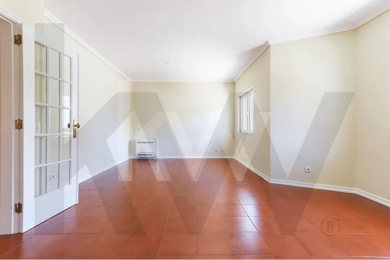 Apartamento T1 para Arrendamento em Carcavelos e Parede Foto 11