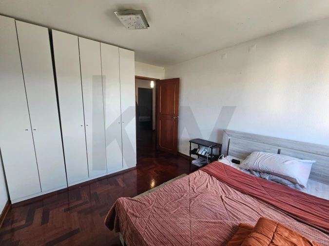 Apartamento T3 para Venda em Santo Antonio dos Olivais Foto 35