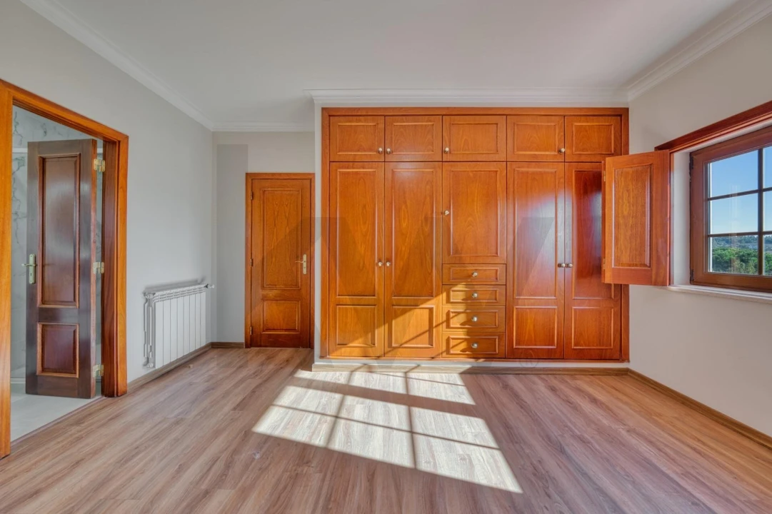 Moradia T4 para Venda em Fazendas de Almeirim Foto 27