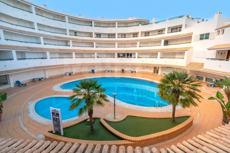 Apartamento T3 para Venda em Ferragudo Foto 3