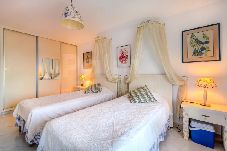 Apartamento T3 para Venda em Ferragudo Foto 16