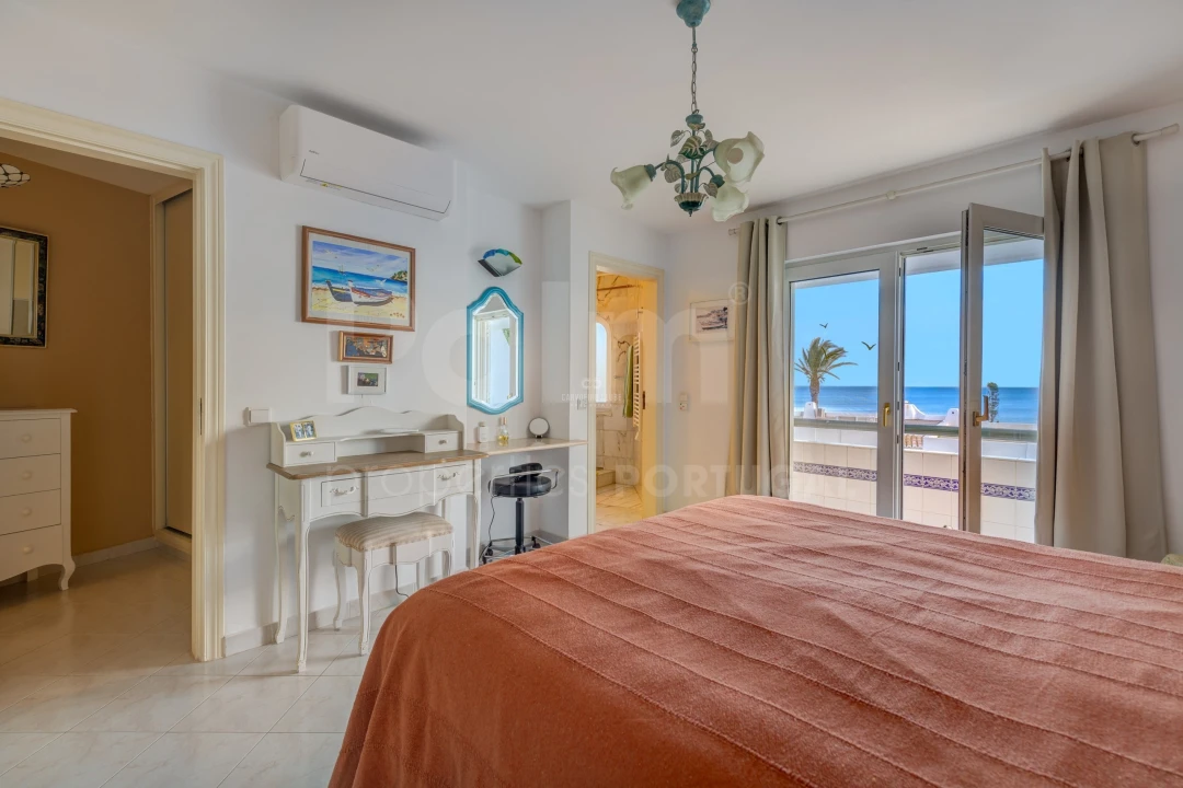 Apartamento T3 para Venda em Ferragudo Foto 9