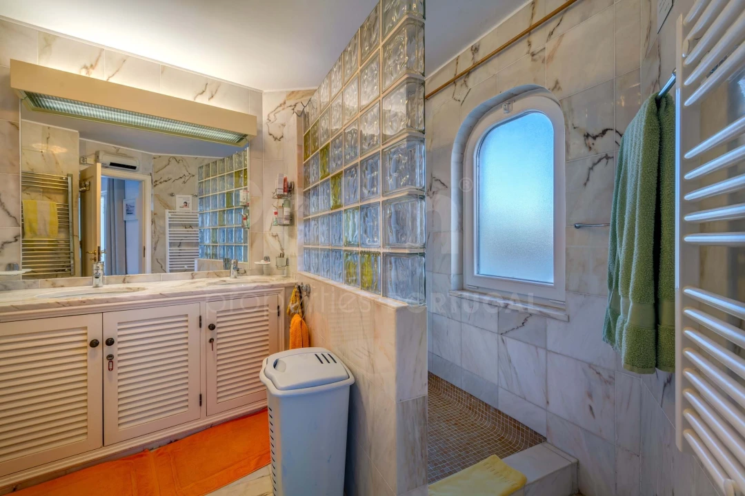 Apartamento T3 para Venda em Ferragudo Foto 13