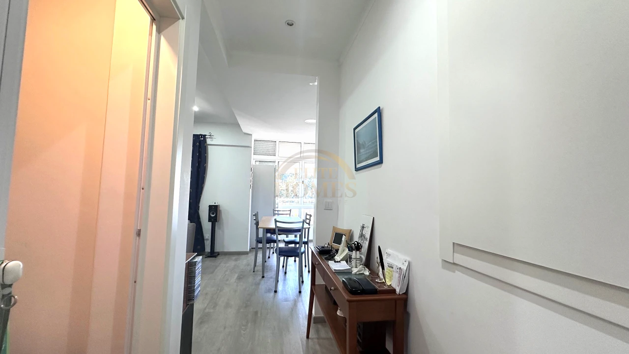 Apartamento T2 para Venda em Algés, Linda-A-Velha e Cruz Quebrada-Dafundo Foto 11