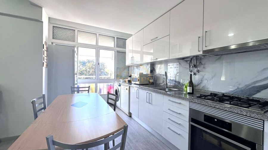 Apartamento T2 para Venda em Algés, Linda-A-Velha e Cruz Quebrada-Dafundo Foto 5