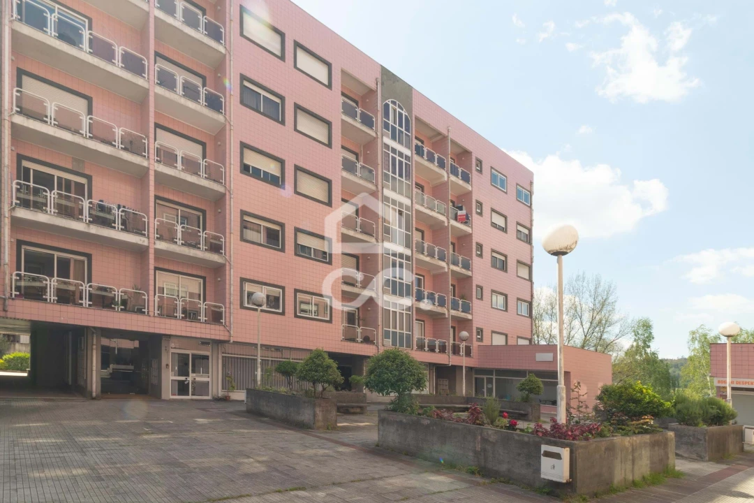 Apartamento T2 para Venda em Fermentões Foto 1