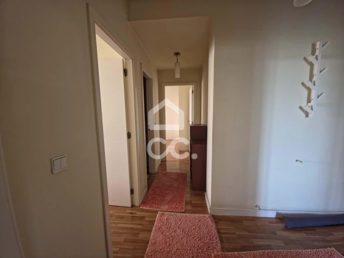 Apartamento T2 para Venda em Fermentões Foto 3