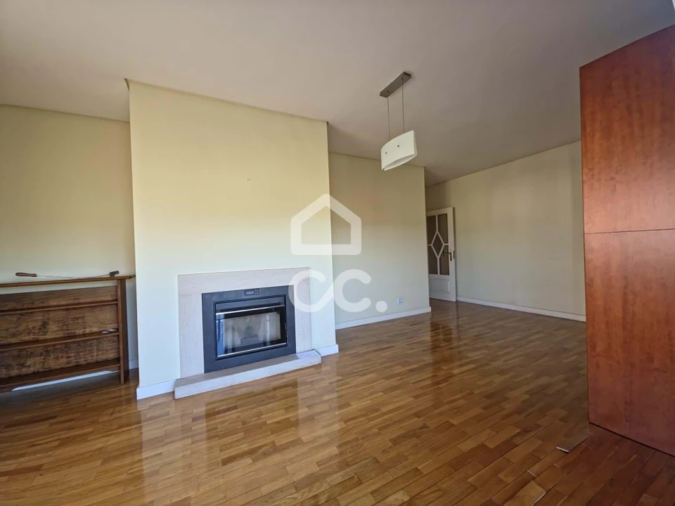 Apartamento T2 para Venda em Fermentões Foto 5