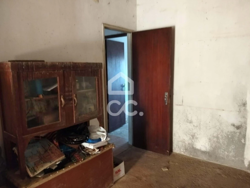 Moradia T3 para Venda em Usseira Foto 13