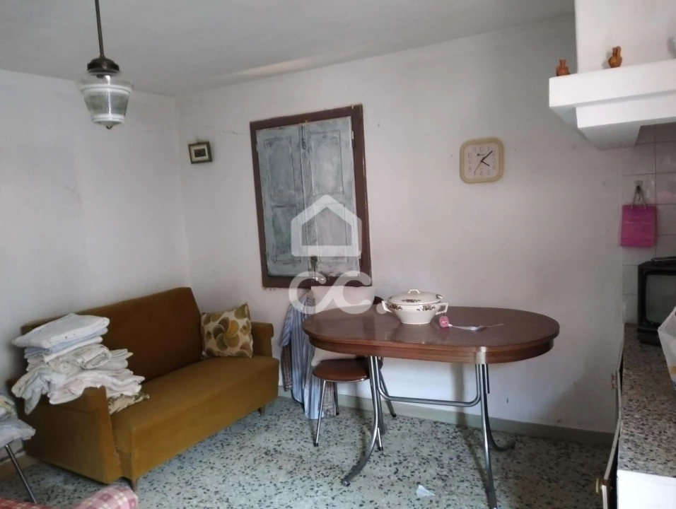 Moradia T3 para Venda em Usseira Foto 24