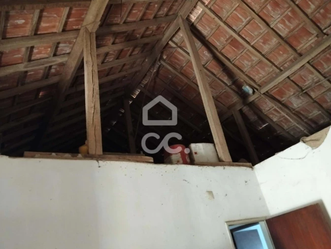 Moradia T3 para Venda em Usseira Foto 15